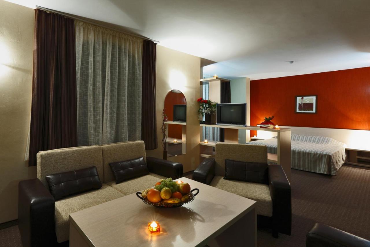 Evridika Hotel Devin Exteriér fotografie